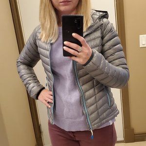 Mountain Hardware XS down jacket